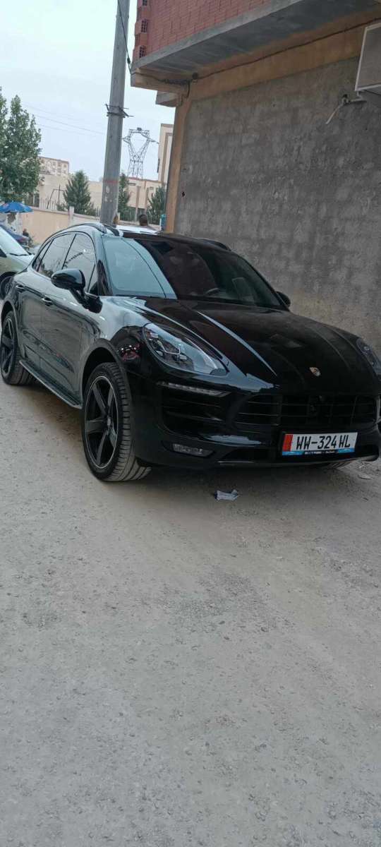 porshe macan