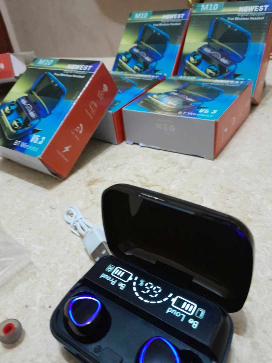 airpods M10 powerbenk