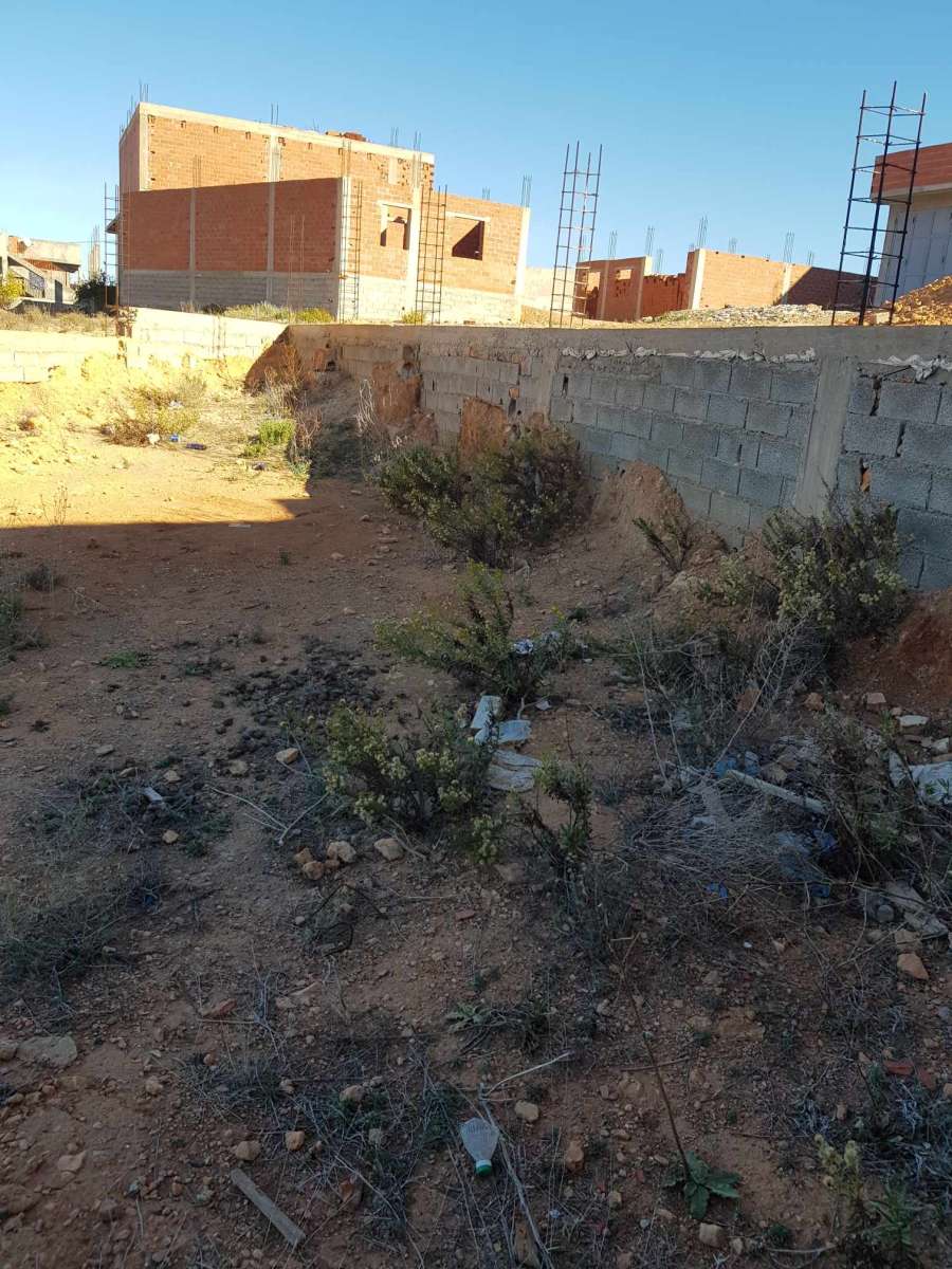 منزل للبيع في اولاد بن عايد البحيرة المغنية المنطقة القلع