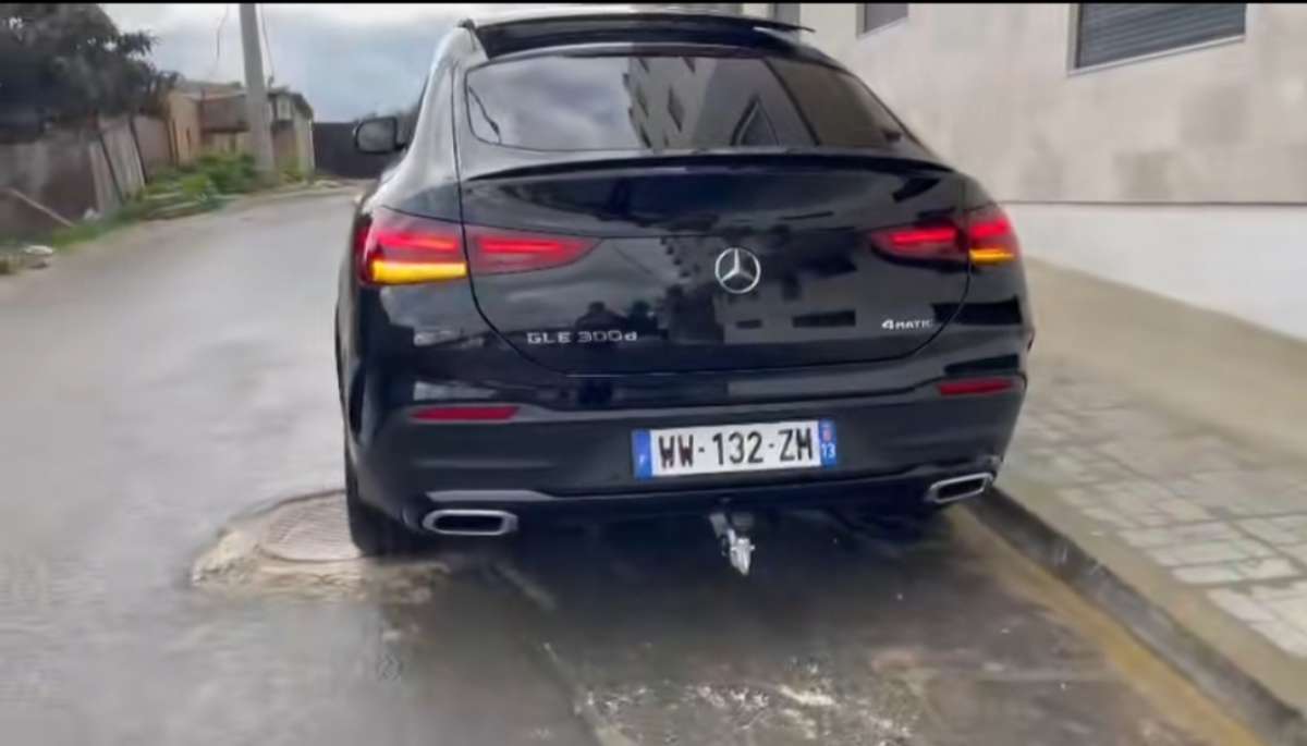 Mercedes GLE 300 d 2024 00km
