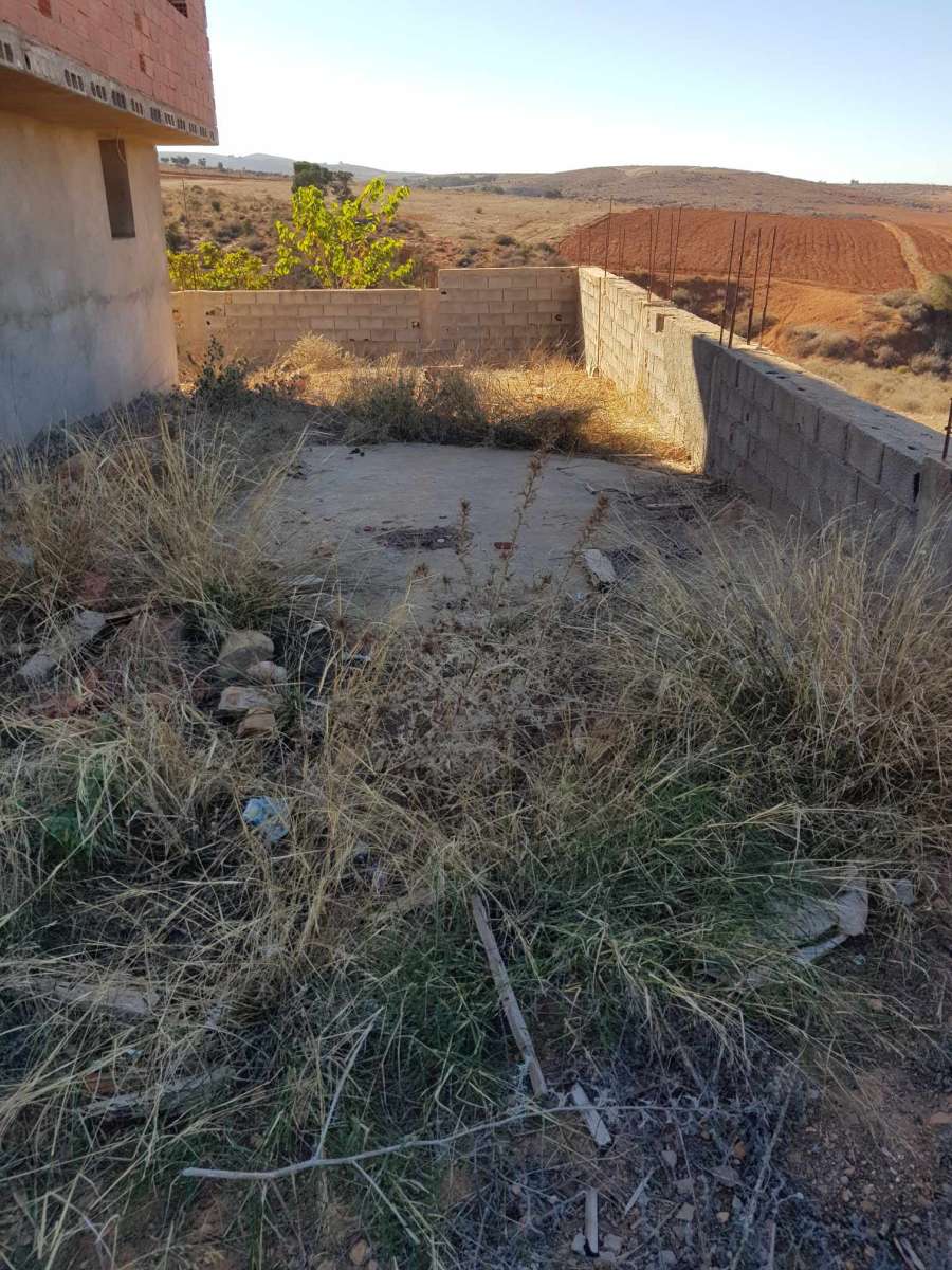 منزل للبيع في اولاد بن عايد البحيرة المغنية المنطقة القلع