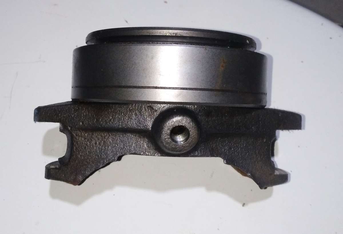 BUTE DEMBRAYAGE POUR VOLVO