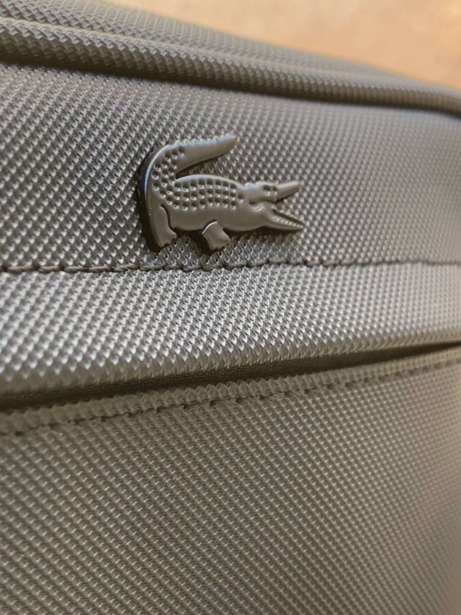 LACOSTE DERNIRE COLLECTION