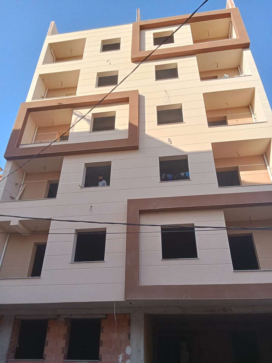 F4 سومي فيني للبيع