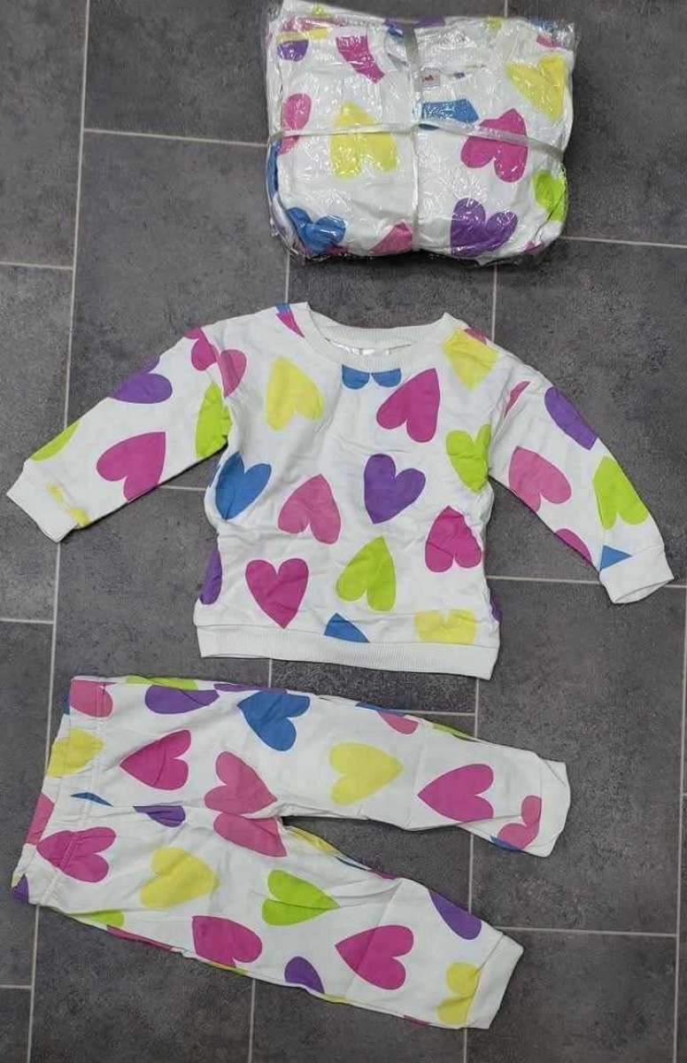 انصوبل بنات متوفرين من عام و نصف الى 4سنوات