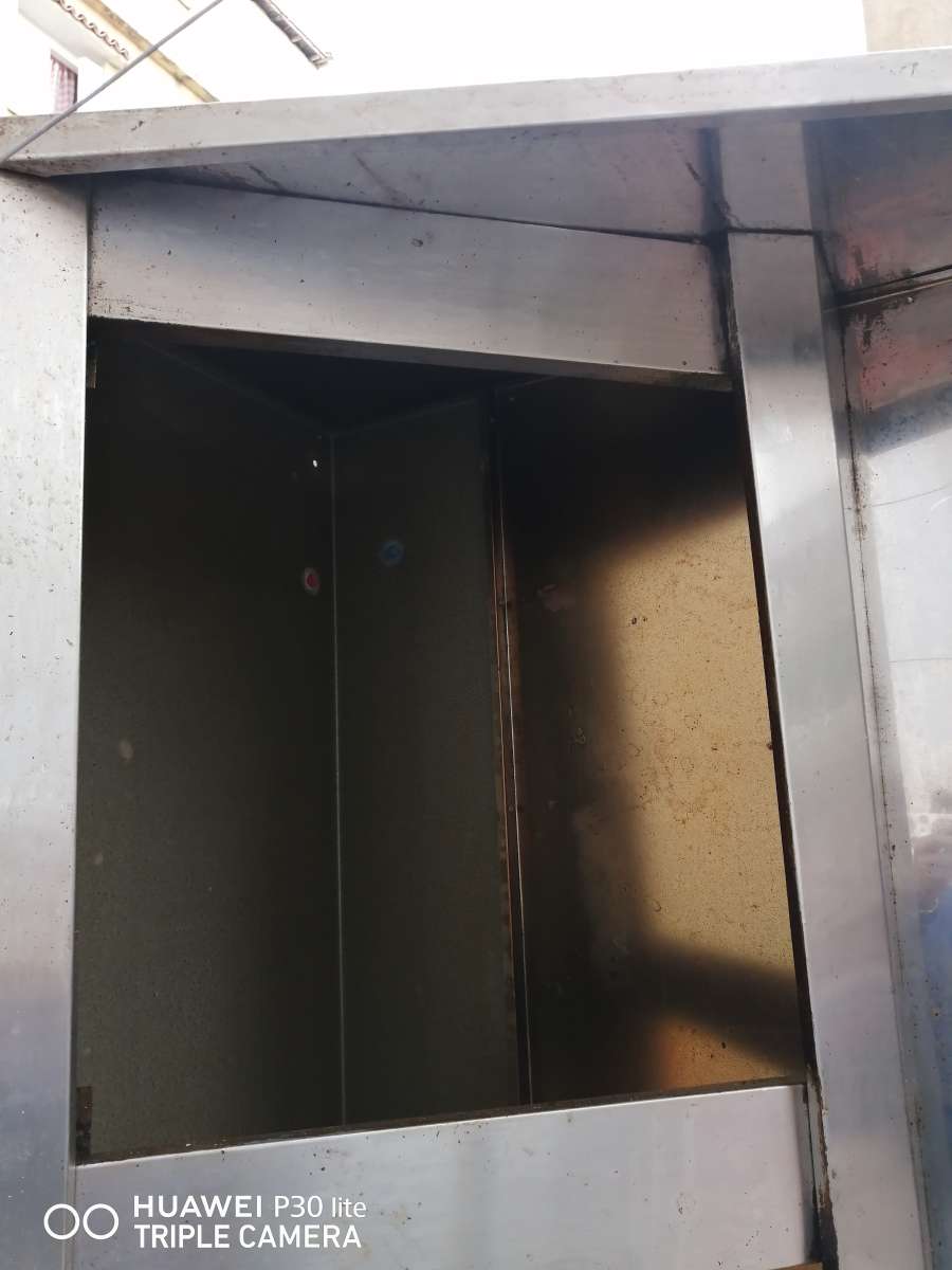 لا هوت مخرج الهواء والزيت