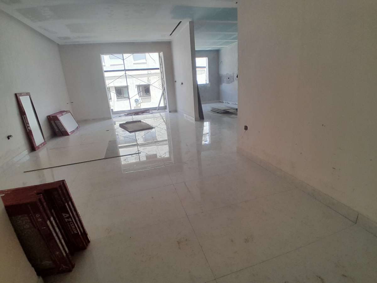 joli F3 F4 F5 d a vendre Kouba rsidence de standing