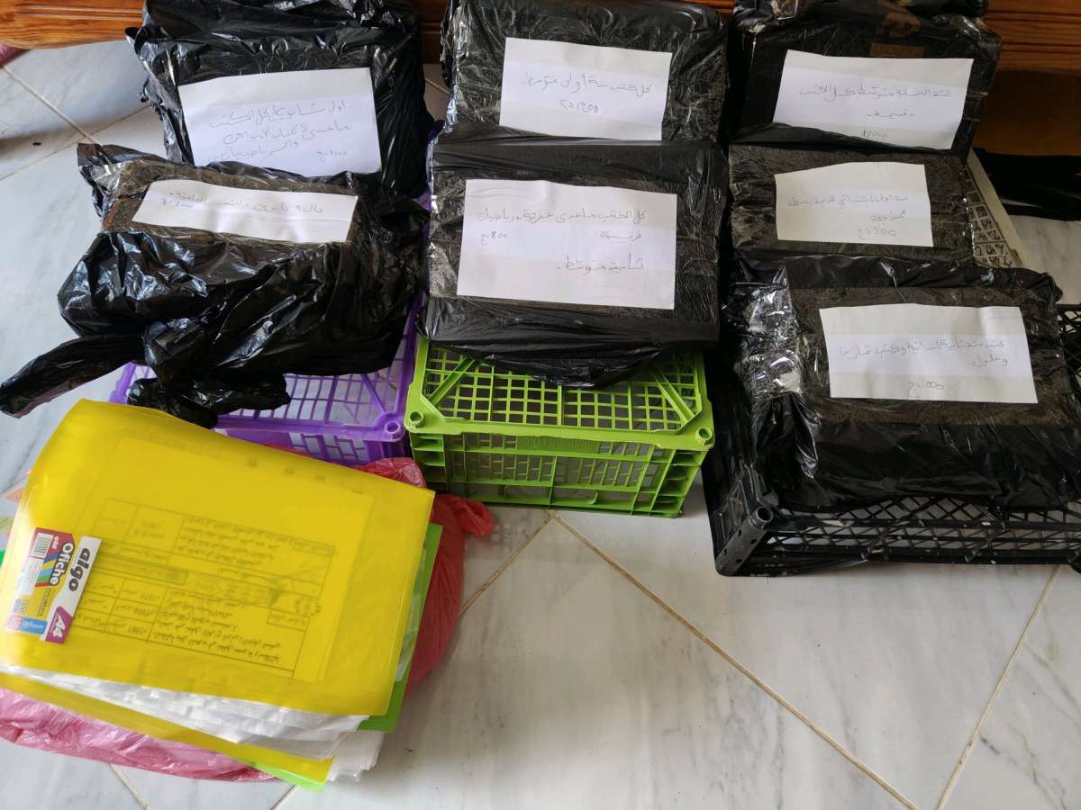 Des livres scholaires et Des annales avec tres bon prix