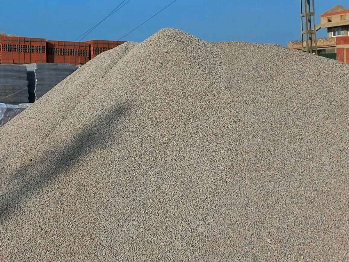 Vente de matriaux de construction بيع مواد البناء