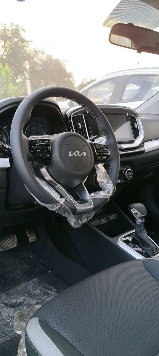 kia X1