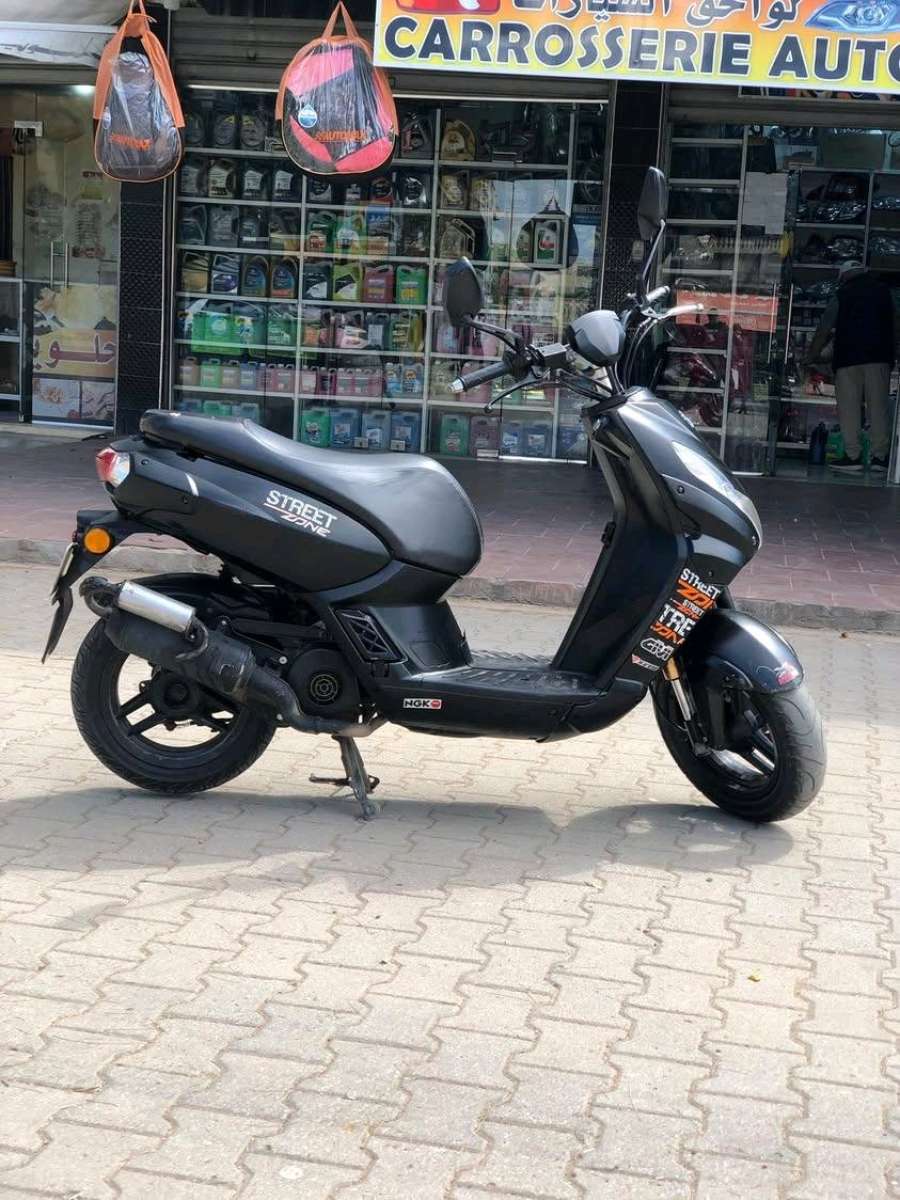 Peugeot street zone