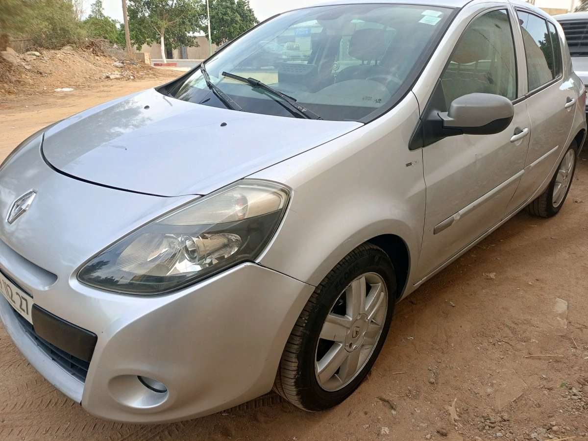 clio 3 faracha 0780959193