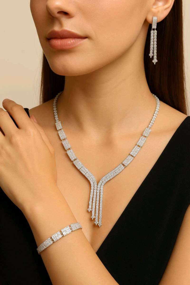 طقم البايرن لي راهو توندوس