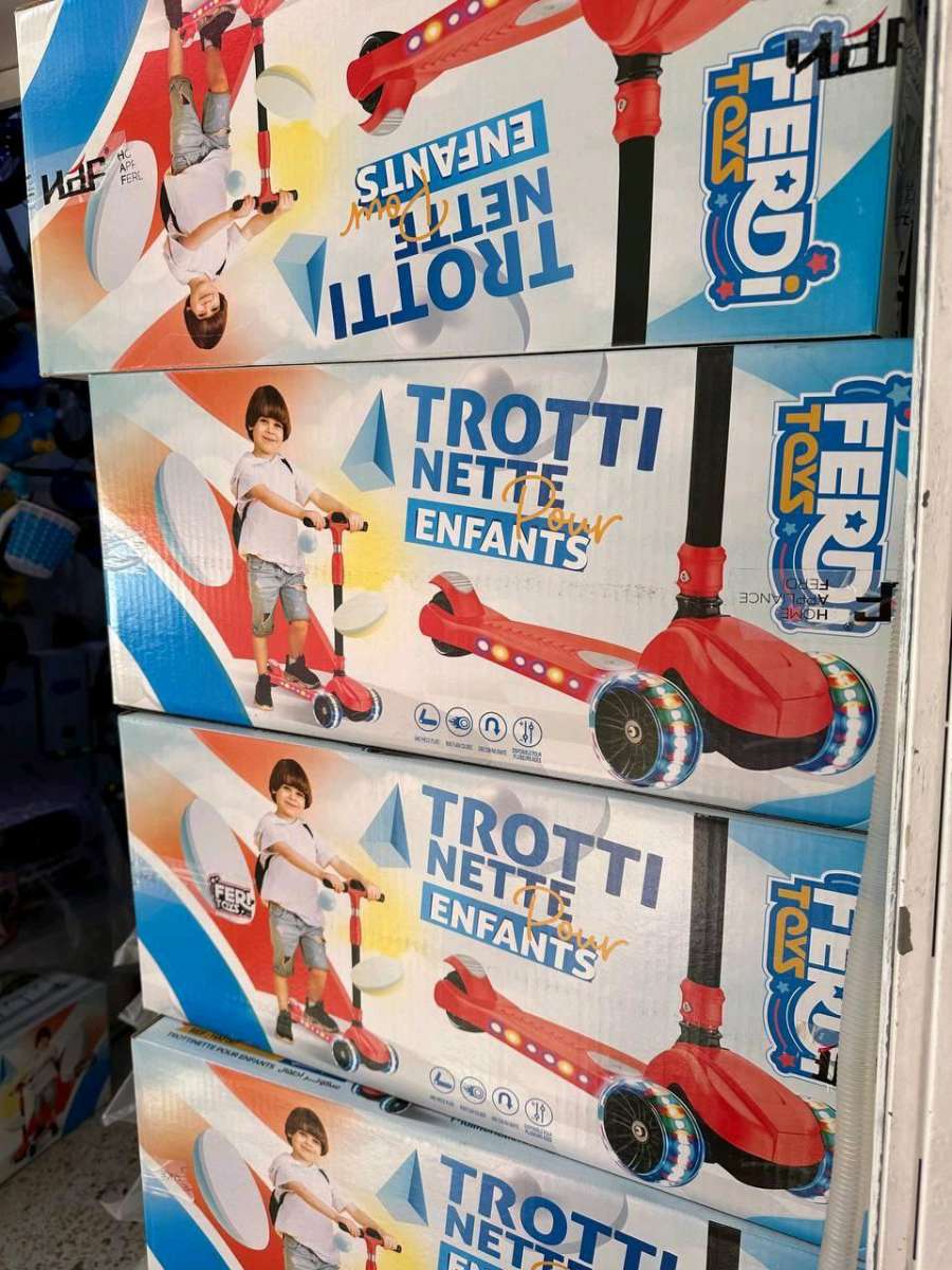 Trottinette Enfant  3 Roues Lumineuses Pliable  Hauteur Rgla