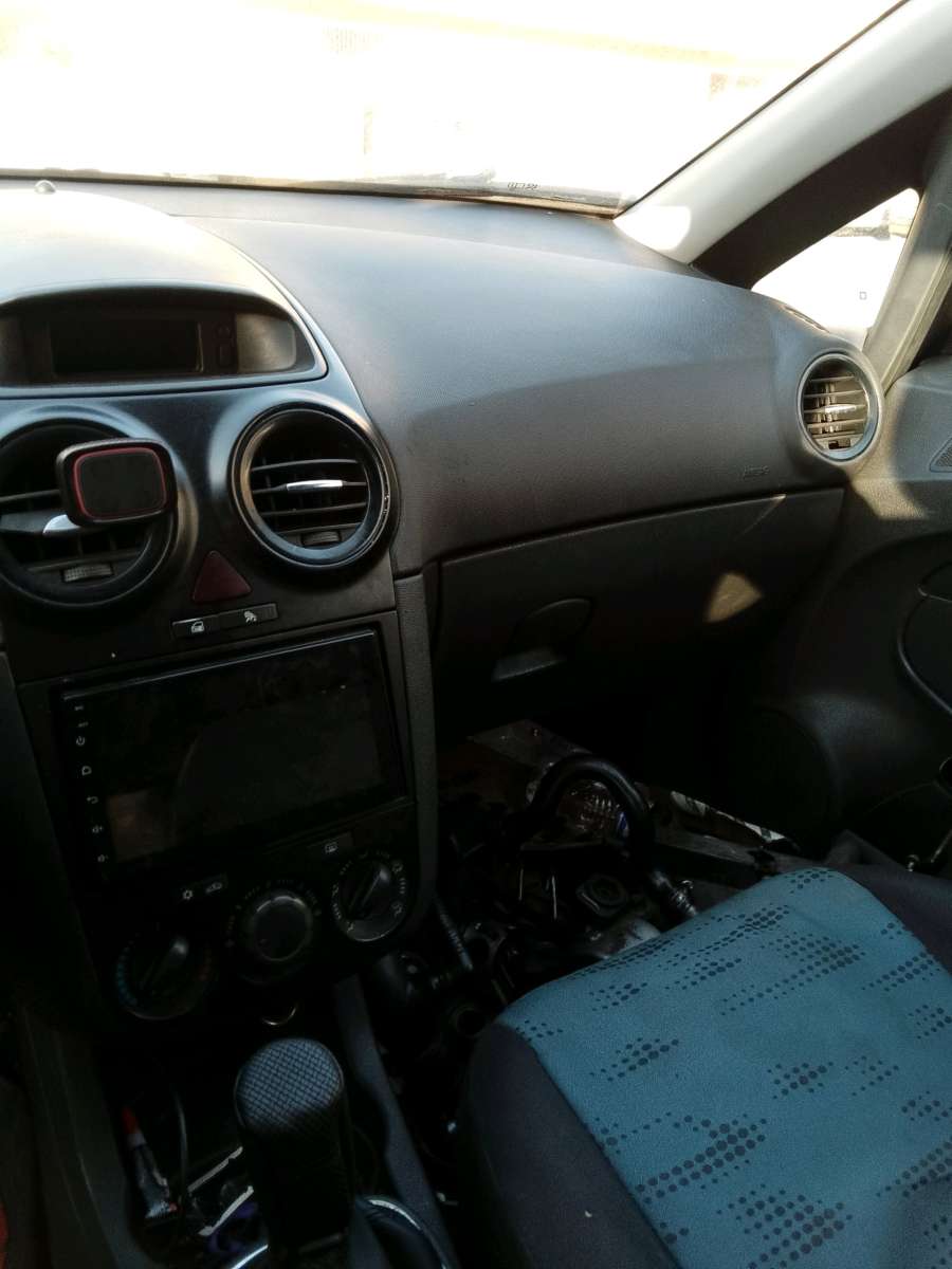 Opel Corsa 13 cdti 6 vitesse