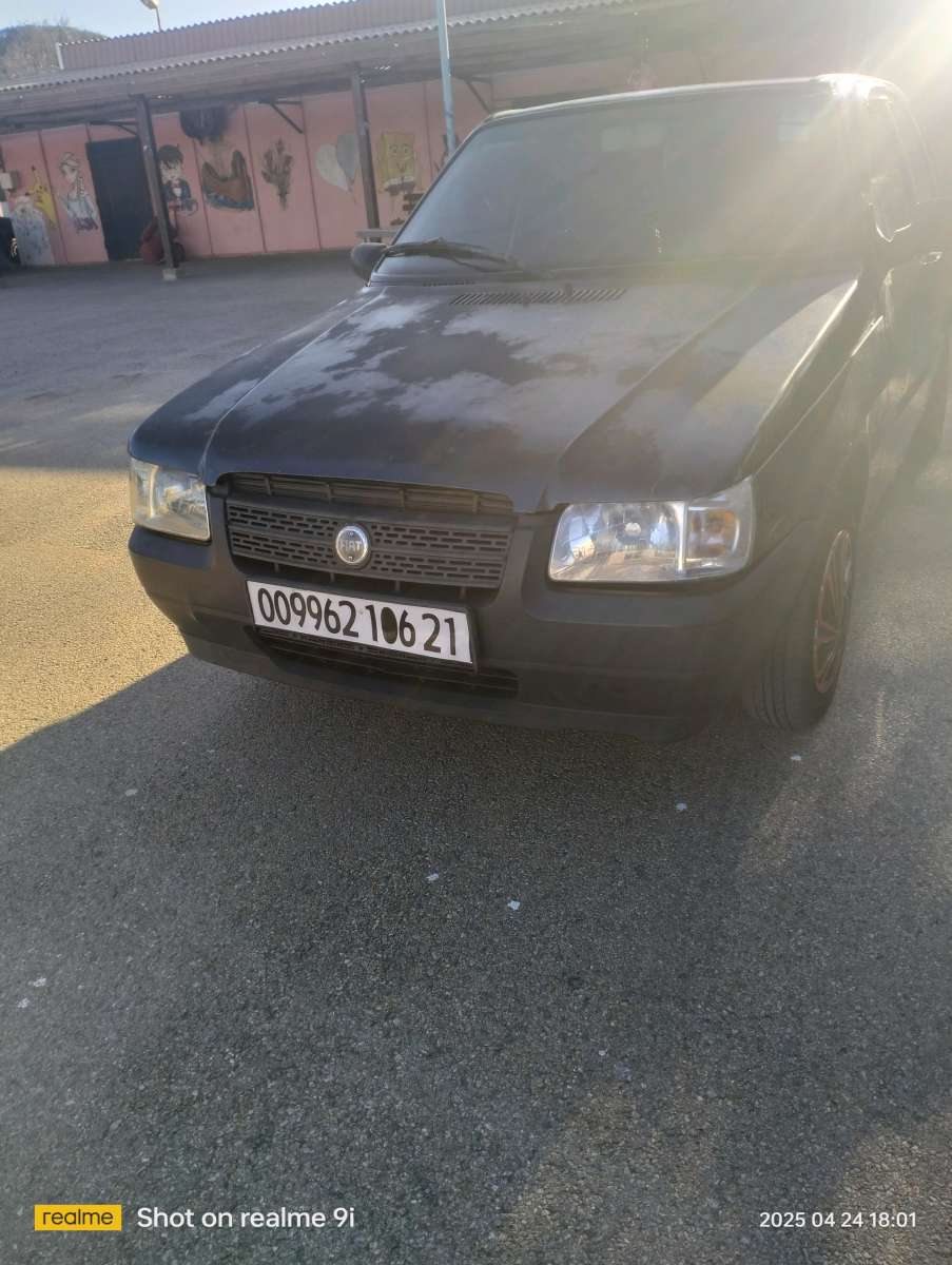 fiat uno