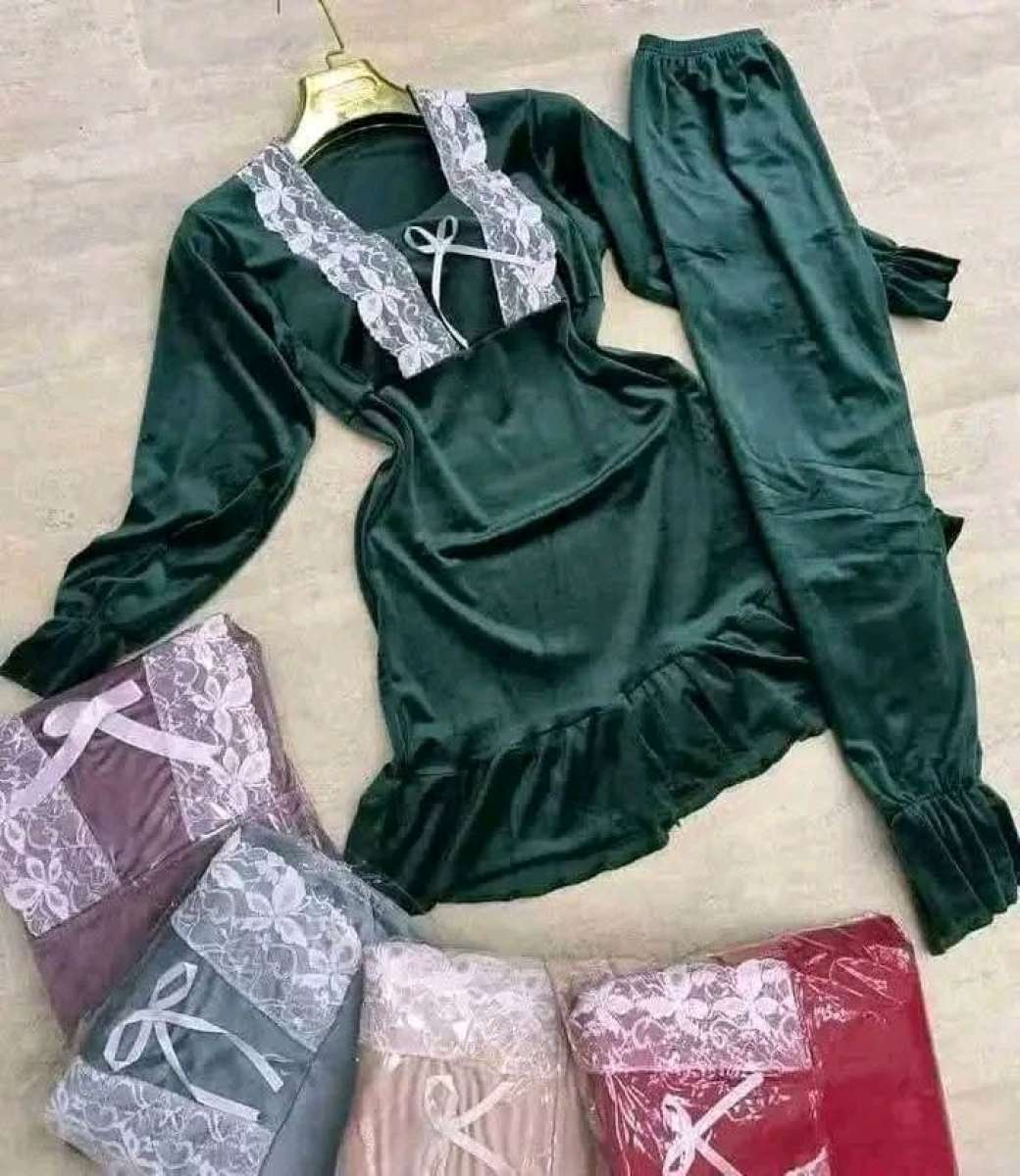 بيجامة  تقاشر فيزو