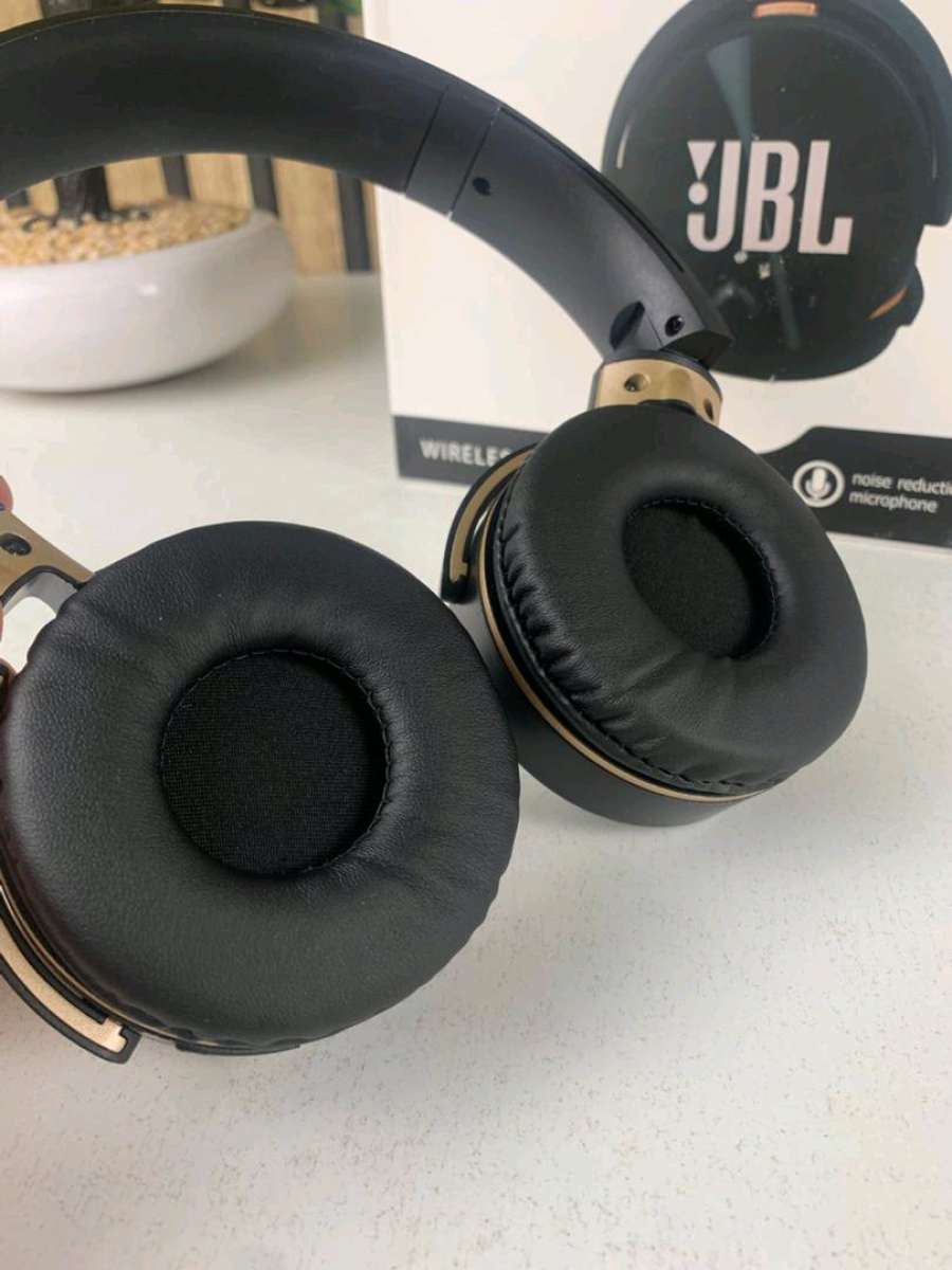 سماعات رأس  لاسلكية بلوتوث