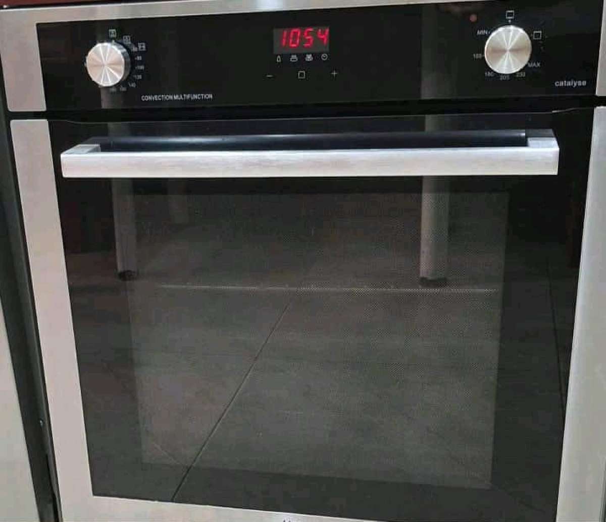 four encastrable Ariston