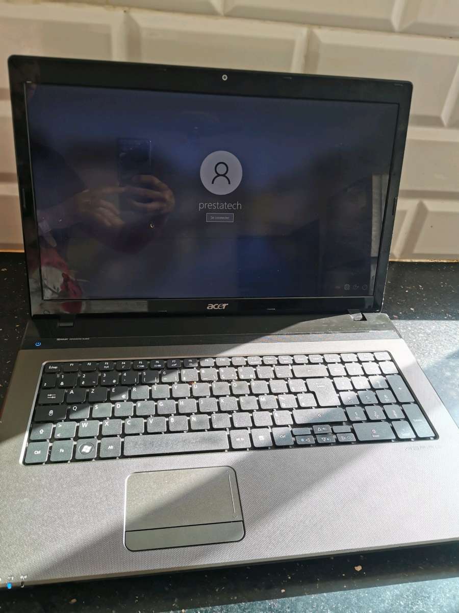 Acer Aspire 7750G2334G50Mnkkحاسوب محمول