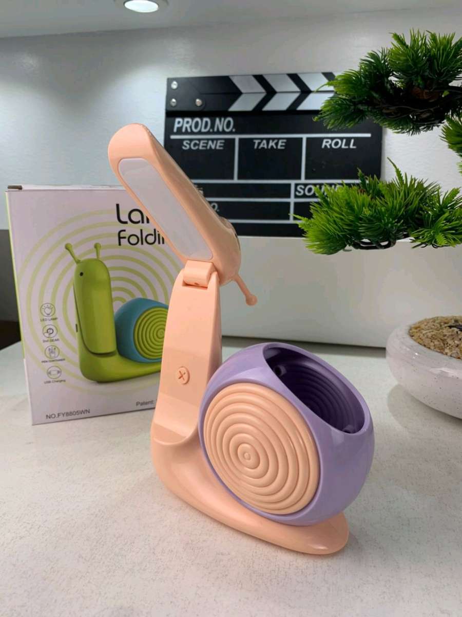 مصباح ليلي على شكل حلزون  تصميم كرتوني مميز تصميم فريد