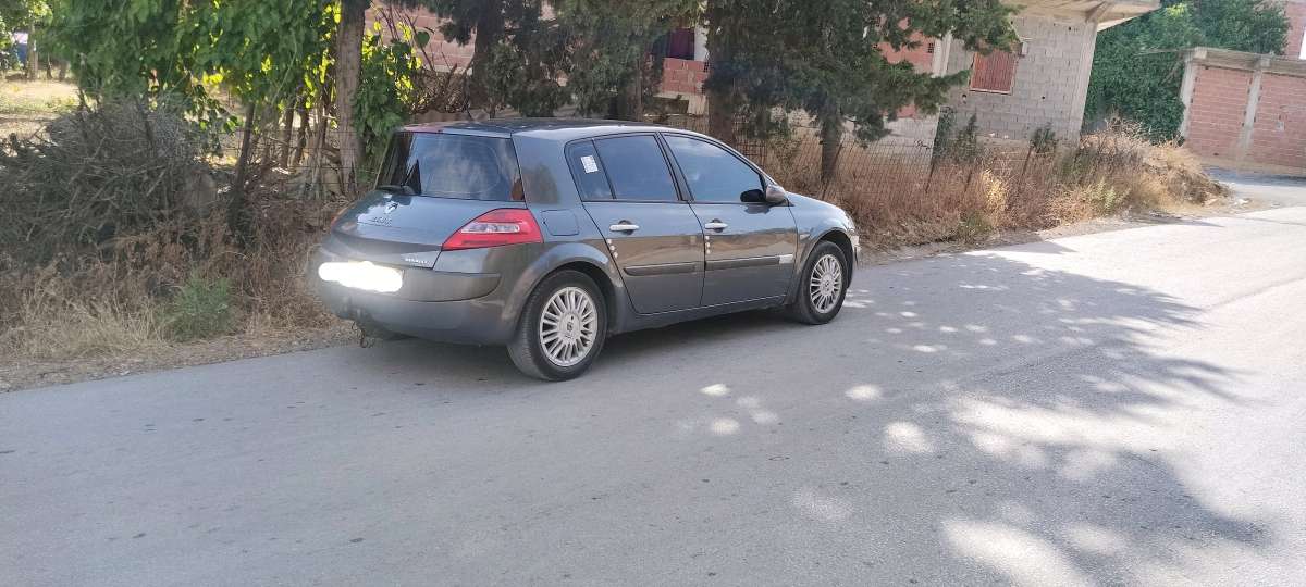 مقان 2لابسة كولش الله يبارك  للبيع والتبراز