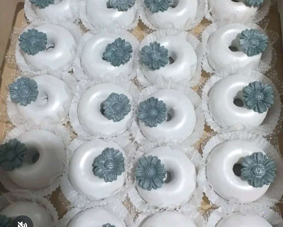 حلويات تقليدية وعصرية  متنوعة