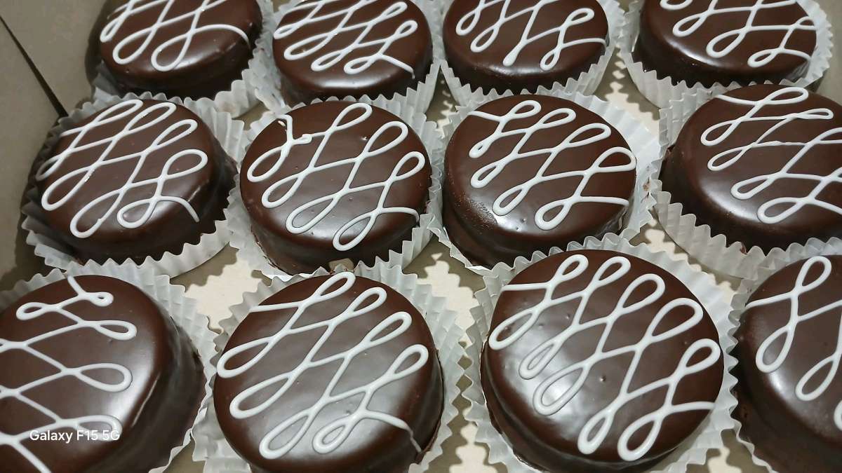 حلويات تقليدية وعصرية مرحبا