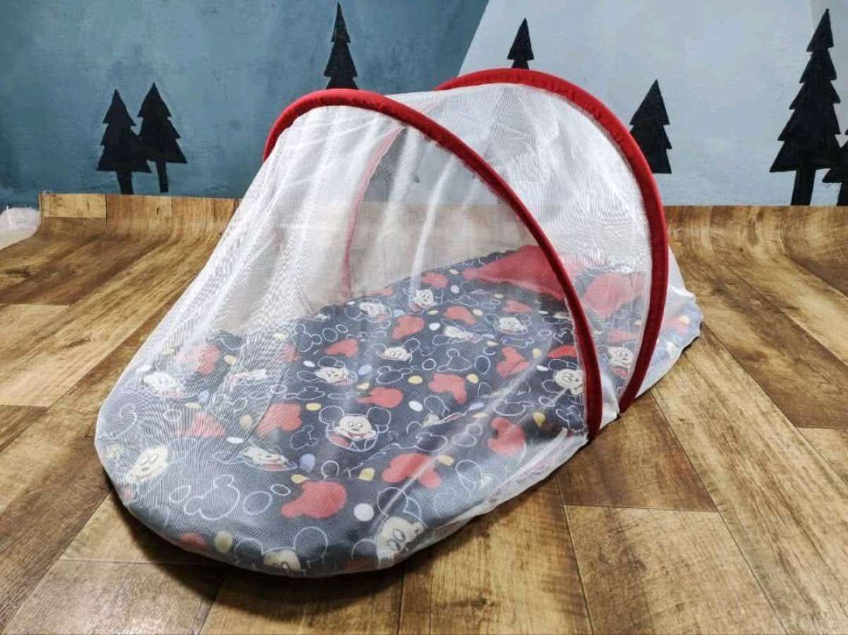 سرير أطفال محمول