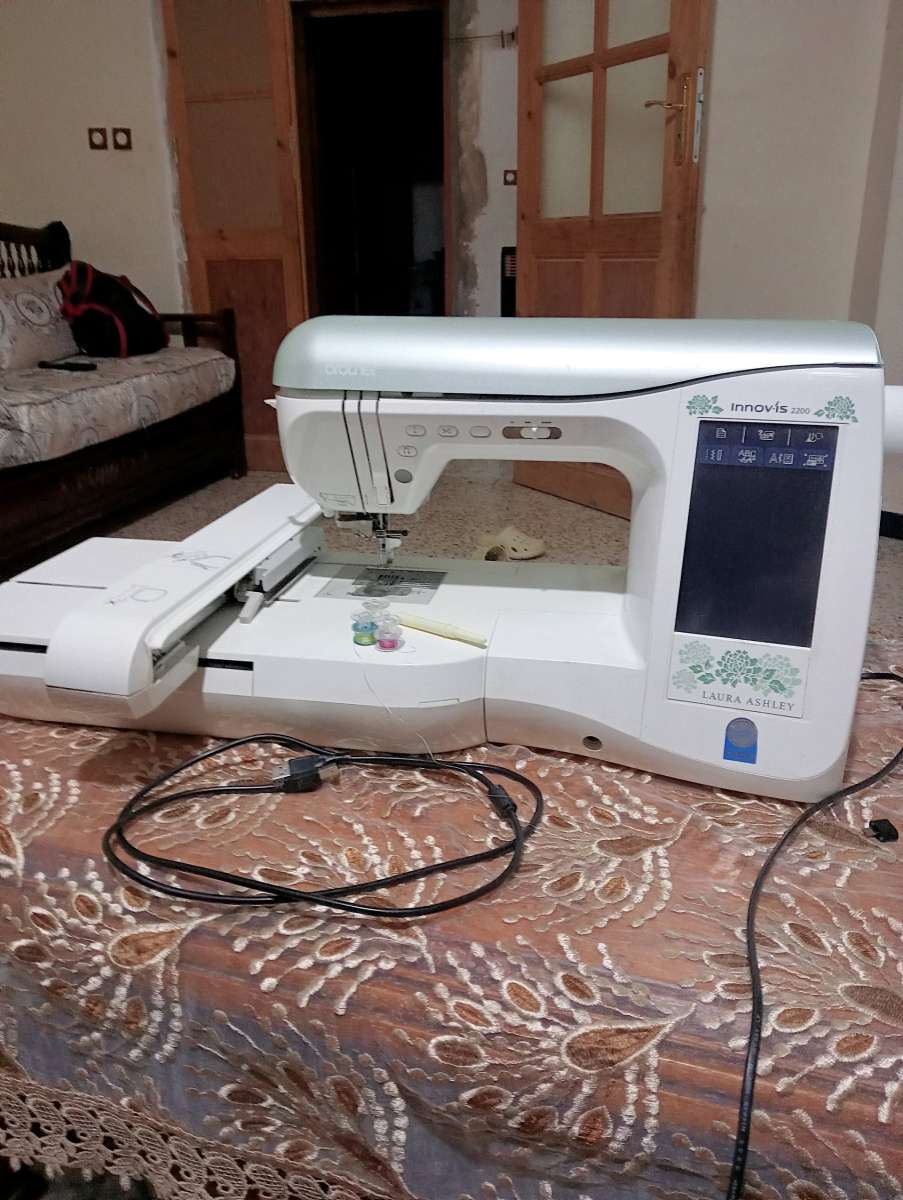 machine v3 innovis2200