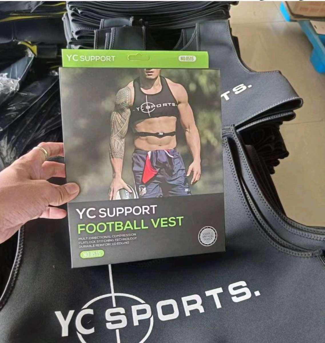 قميص داخلي حراري رياضي لشد الصدر