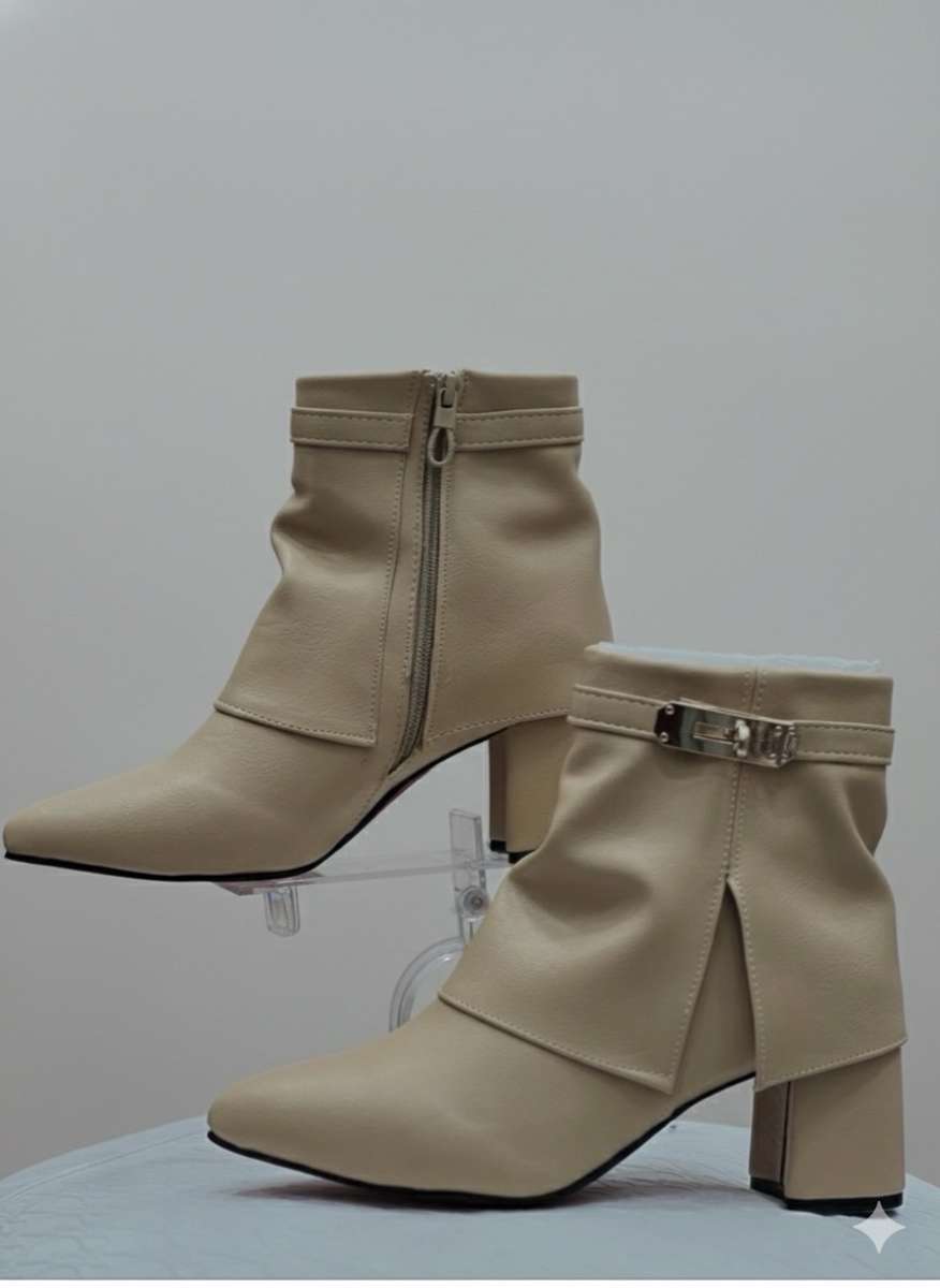 Stylish Short Boots