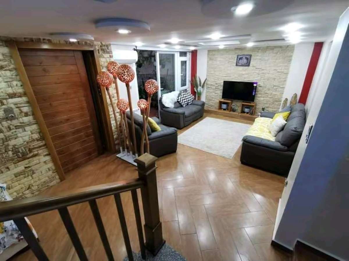 Duplex a vendre a lidou alger