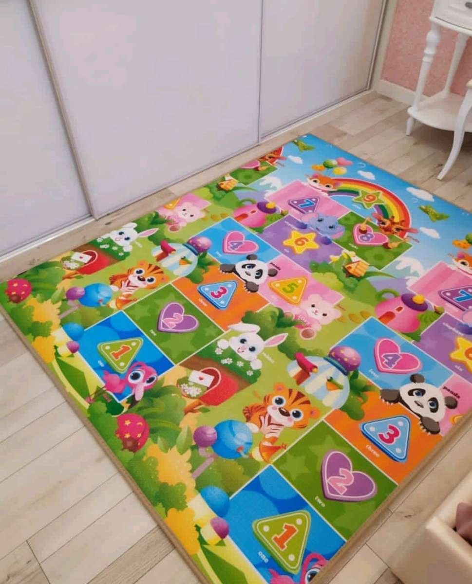 سجادة إسفنجية مقاومة للماء للاطفال 130  170 متر