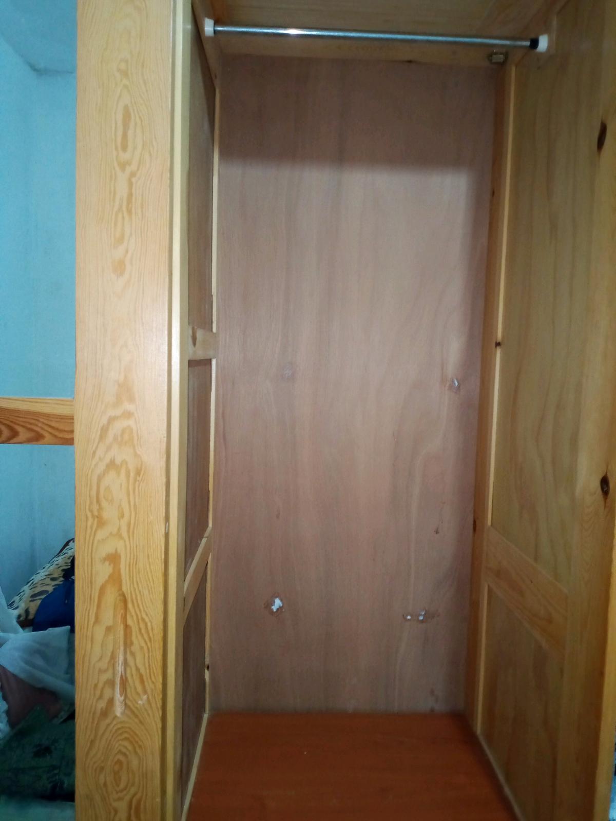 armoire deux portes bois blanc