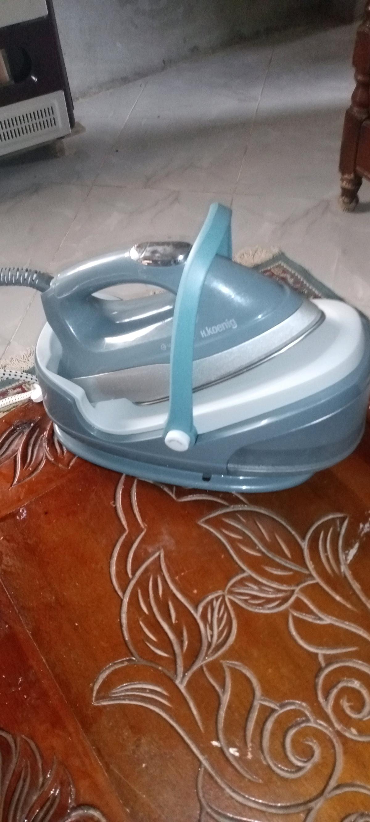 مكواة بخارية