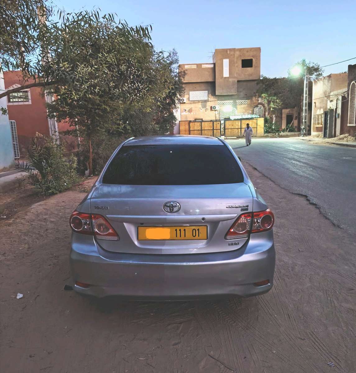 طويوطا كورولا 2011