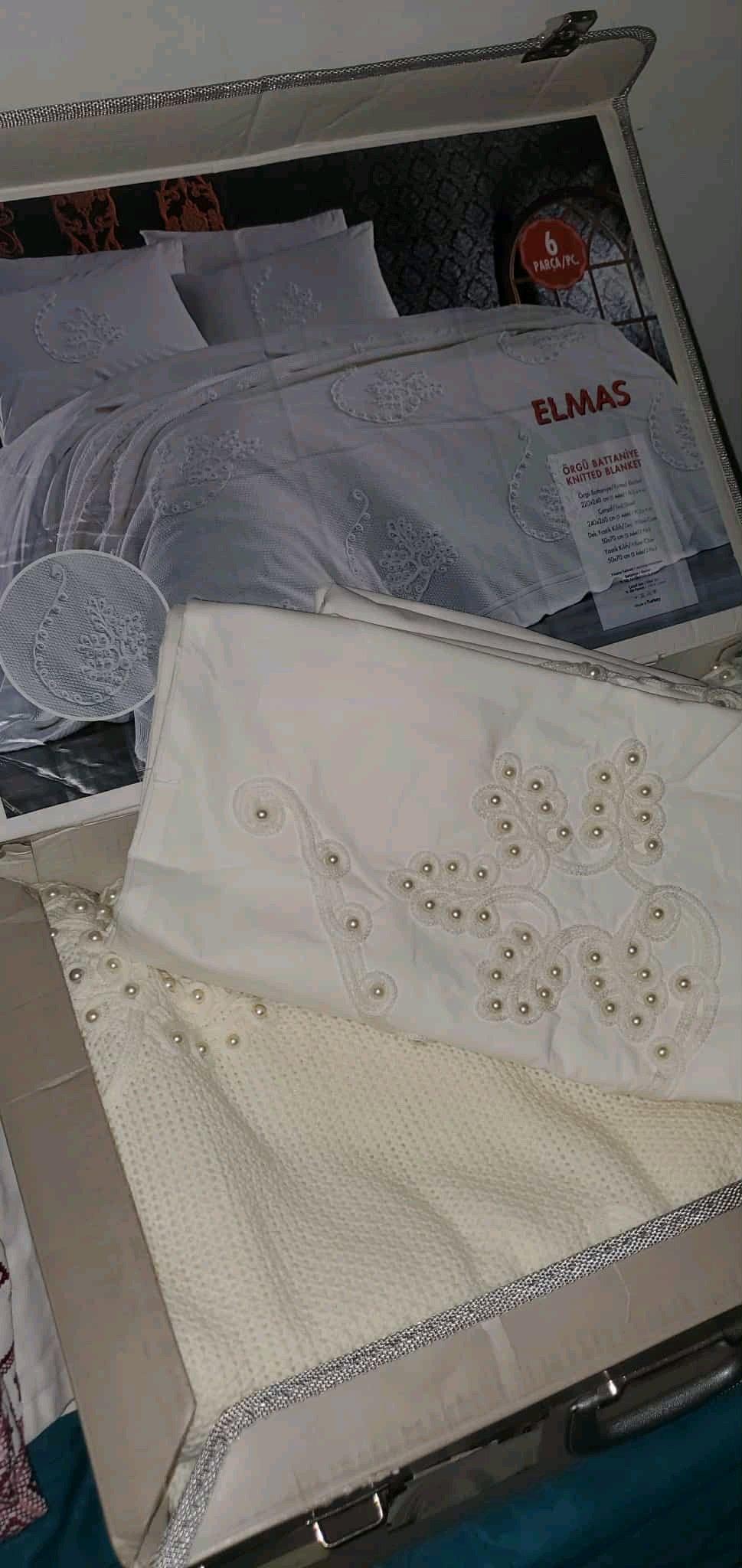 كوفرولي جديد 6 قطع blanc cass