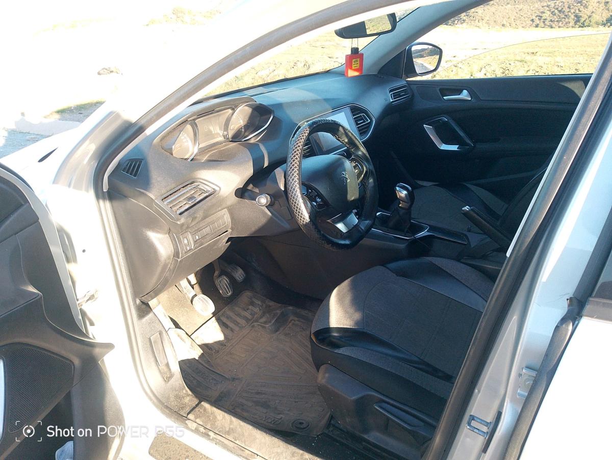 Peugeot 308 t9