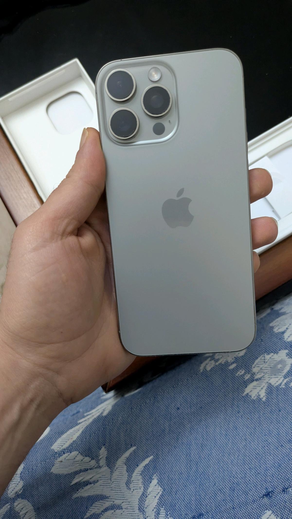 iPhone 16 pro max