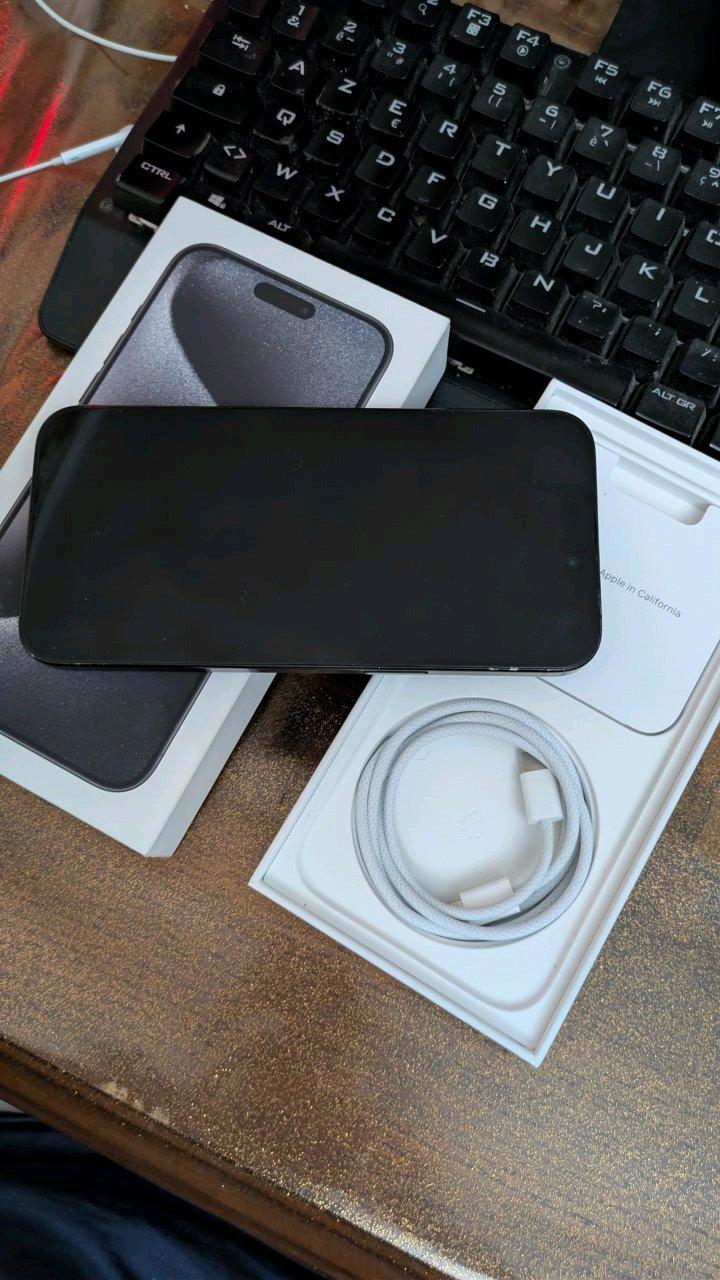 iPhone 15 Pro max
