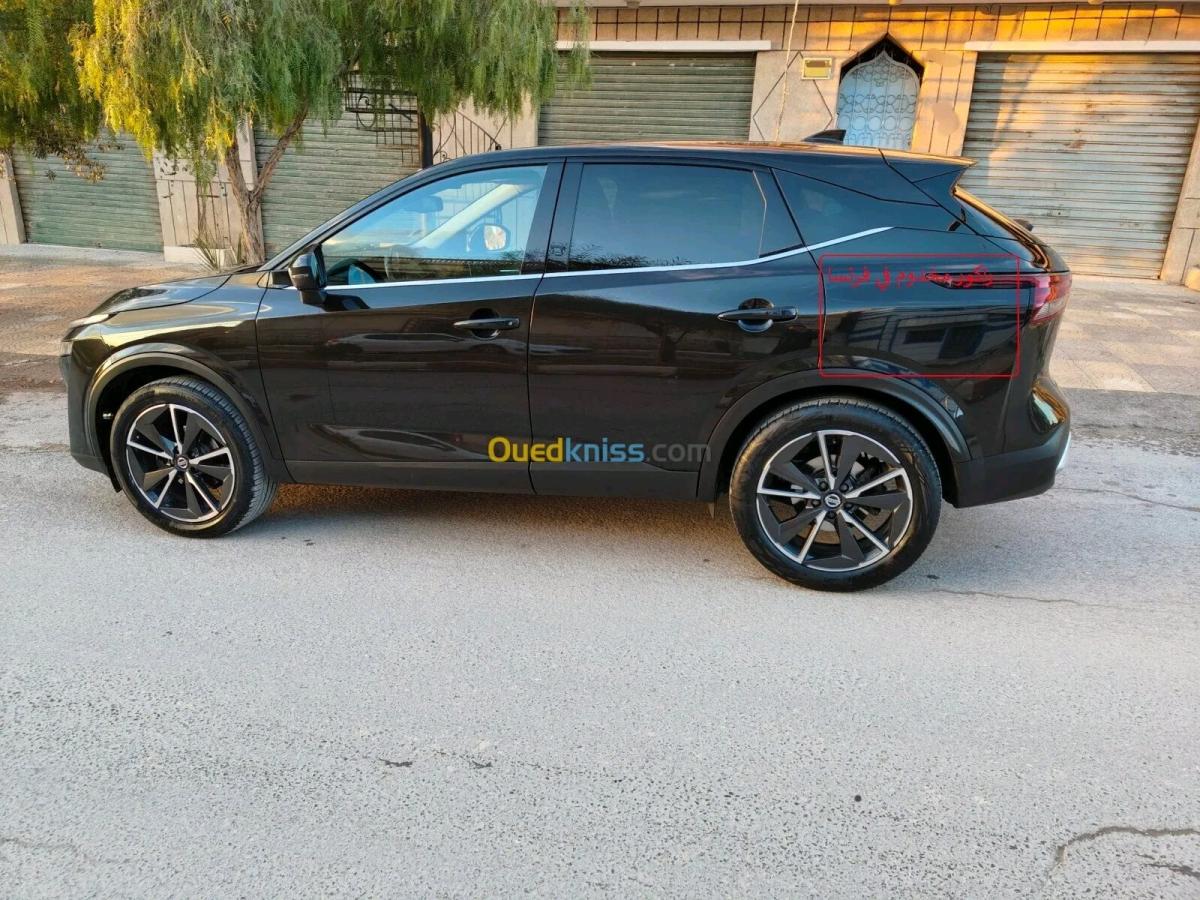 nissan Qashqai essence 13 TCE 140 machia 94000 boite manuel