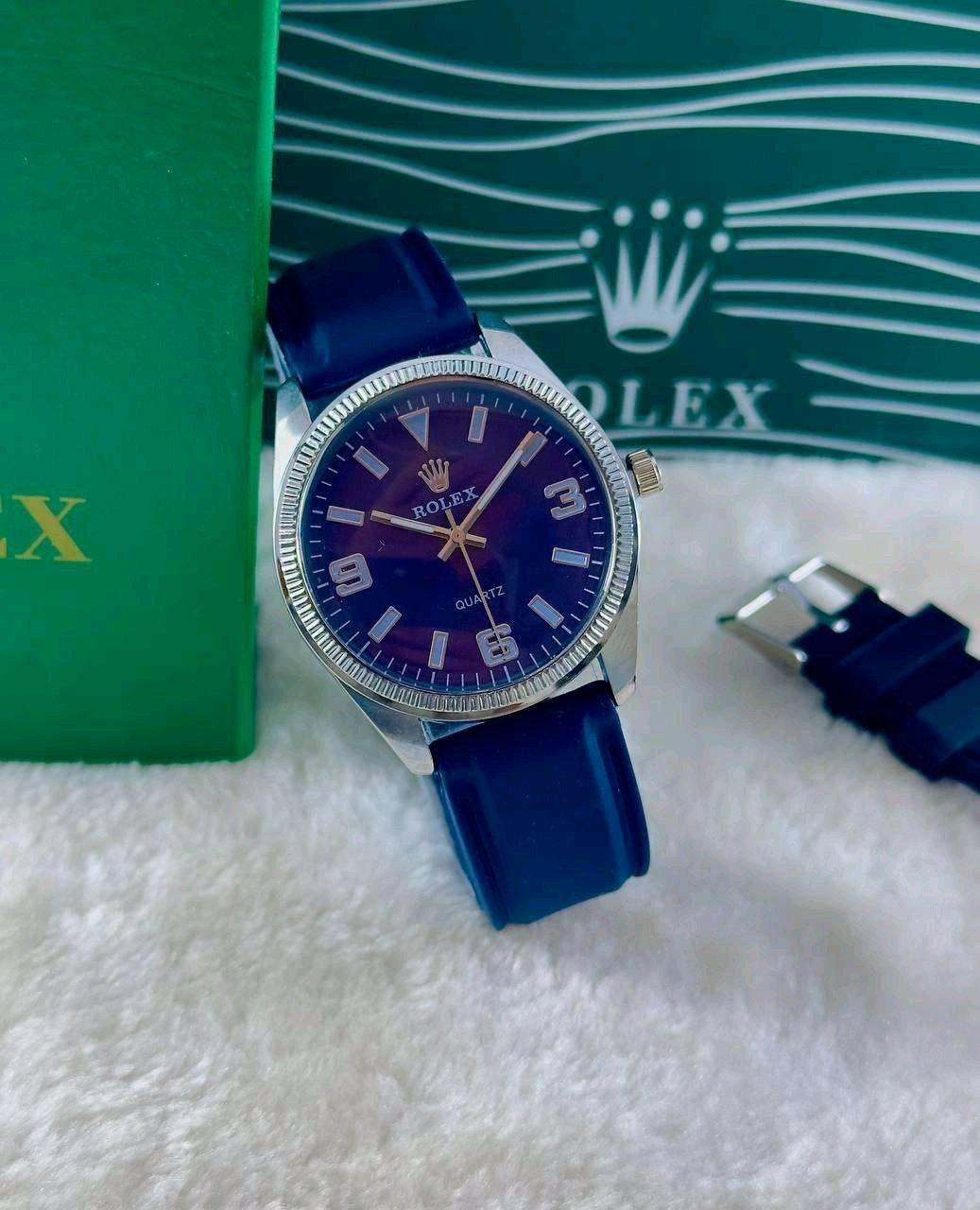 ساعة يد الحضور الملكي