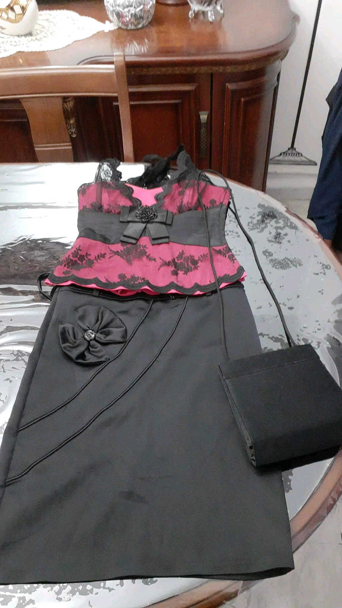 انصومبل اسود و وردي