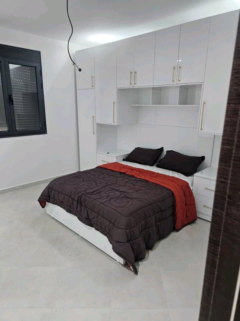 شقة F4 فيني للبيع بعقد ملكية ودفتر عقاري 0540755291