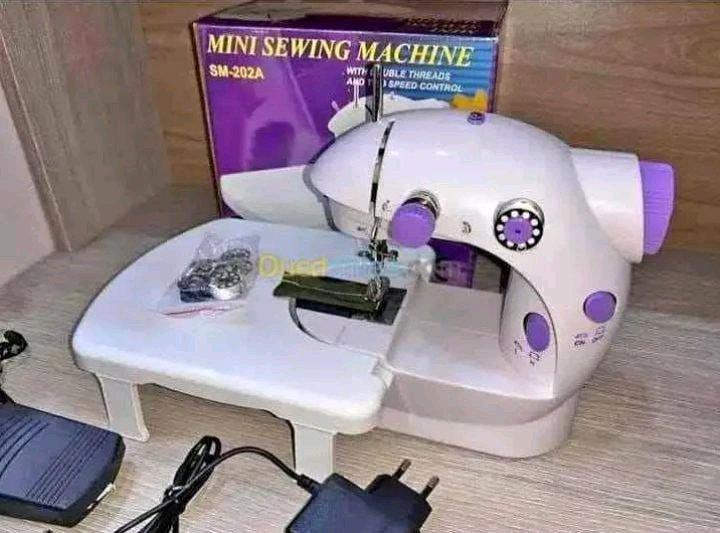 ماكينة خياطة