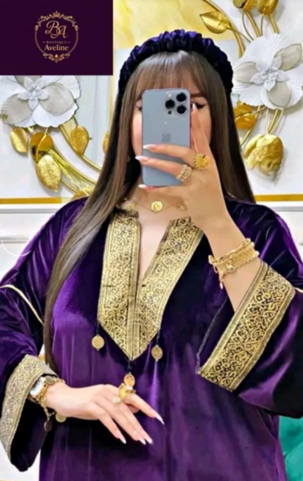 جبة الخط العربي للعيد  إطلالة مختلفة ومميزة