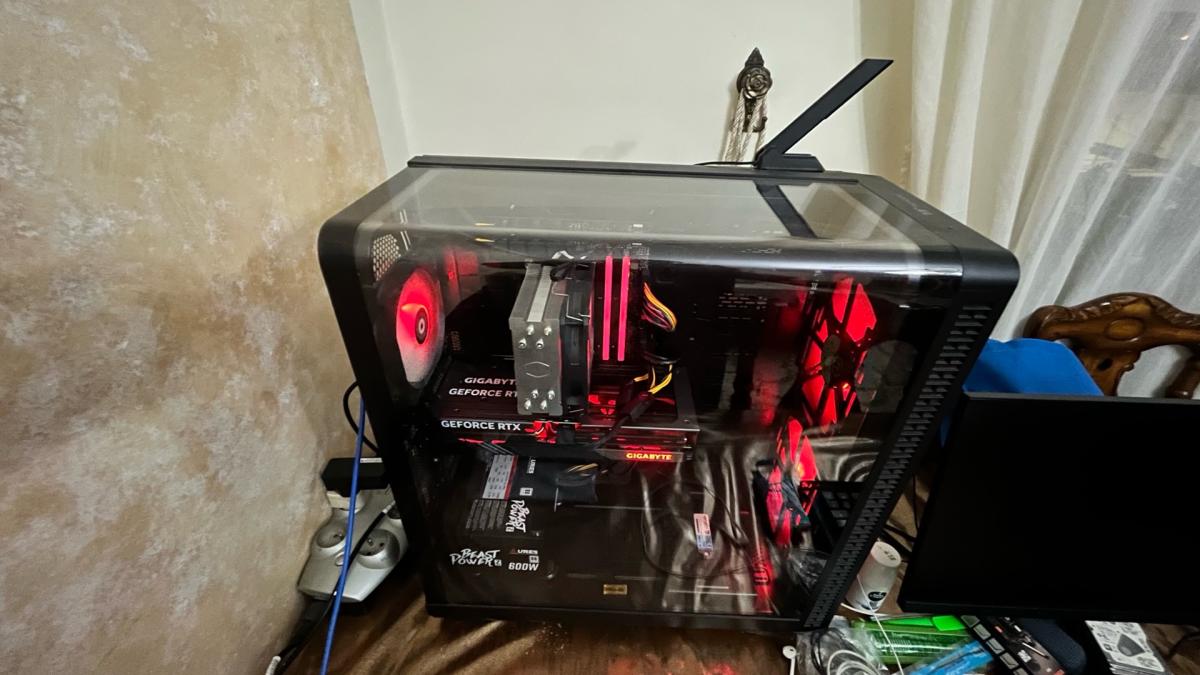 pc gamer workstation
