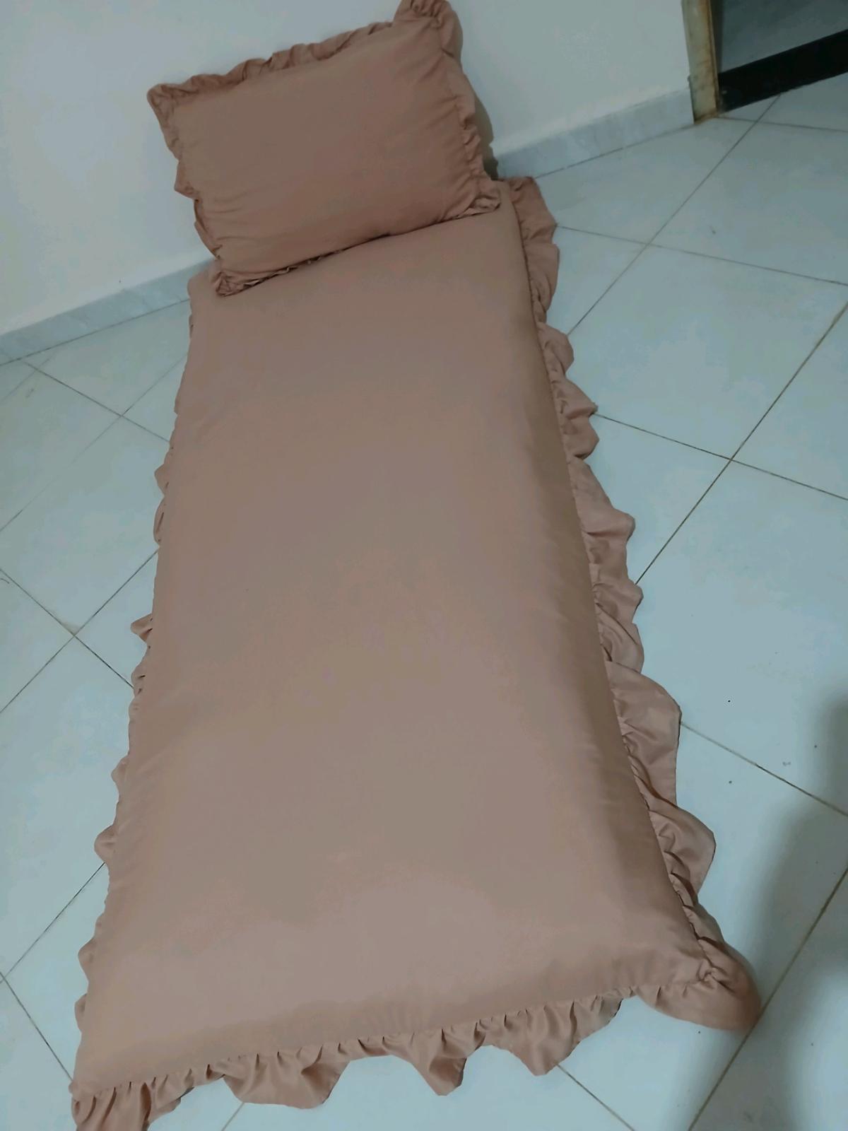 فراشيات باردين للصيف