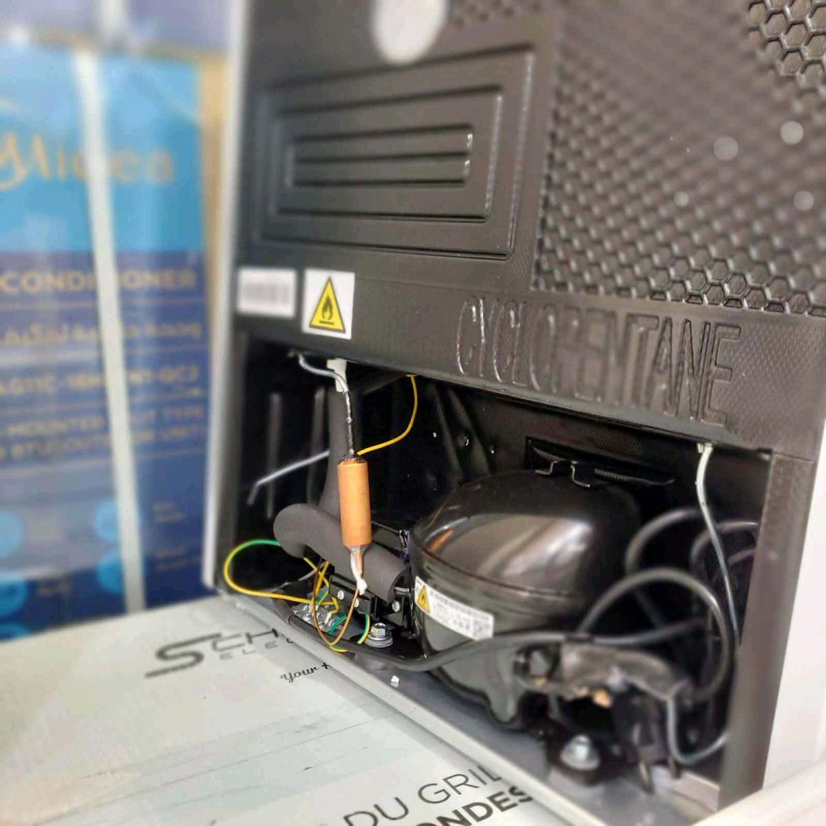Mini Bar Midea 50L ثلاجة صغيرة